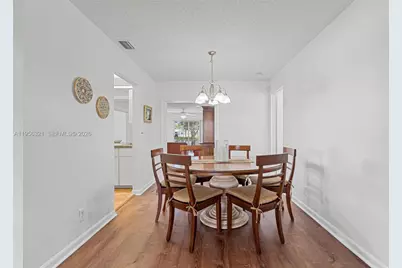 1110 NW 90th Way, Plantation, FL 33322 - Photo 7