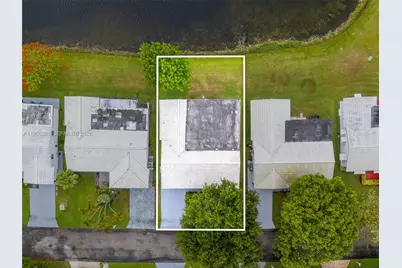 1110 NW 90th Way, Plantation, FL 33322 - Photo 37