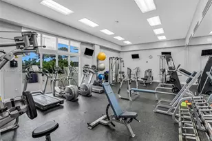 6917 Collins Ave, Miami Beach, FL 33141 - Photo 35