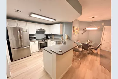 5050 Fairways Cir #E208, Vero Beach, FL 32967 - Photo 3