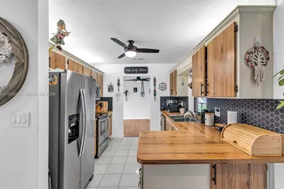 3220 NW 51st Ter, Margate, FL 33063 - Photo 11