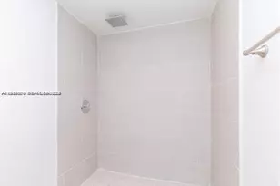 13499 Biscayne Blvd, North Miami, FL 33181 - Photo 17