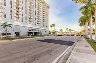 13499 Biscayne Blvd, North Miami, FL 33181 - Photo 27