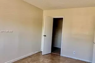 4160 NW 21st St, Lauderhill, FL 33313 - Photo 11