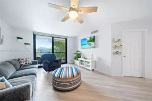 10551 W Broward Blvd, Plantation, FL 33324 - Photo 1