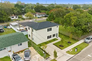 2359 NW 64th St, Miami, FL 33147 - Photo 43