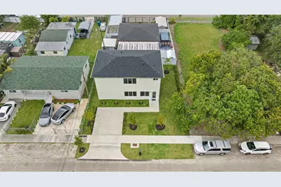 2359 NW 64th St, Miami, FL 33147 - Photo 35