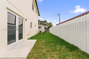 2359 NW 64th St, Miami, FL 33147 - Photo 23
