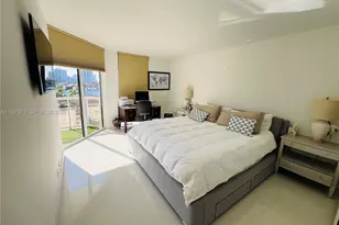 3640 Yacht Club Dr, Aventura, FL 33180 - Photo 7