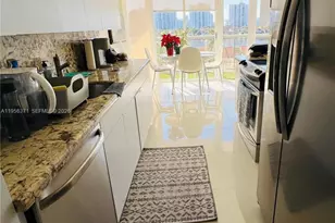 3640 Yacht Club Dr, Aventura, FL 33180 - Photo 19