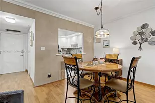 5661 SW 2nd Ct, Margate, FL 33068 - Photo 9