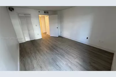 9688 Fontainebleau Blvd #201, Miami, FL 33172 - Photo 13