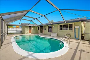 1102 NW 89th Terrace, Pembroke Pines, FL 33024 - Photo 9