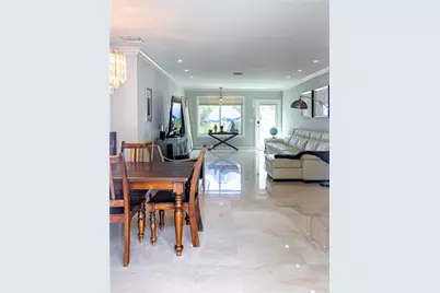 9117 Carlyle Ave, Surfside, FL 33154 - Photo 5