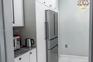 9117 Carlyle Ave, Surfside, FL 33154 - Photo 15