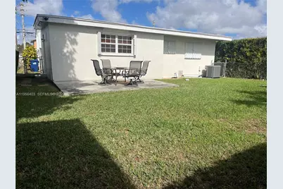 9026 SW 34 St, Miami, FL 33165 - Photo 9
