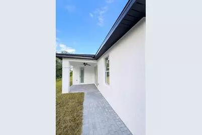 3901 E 19th St, Lehigh Acres, FL 33972 - Photo 3