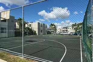 10231 Fontainebleau Blvd, Miami, FL 33172 - Photo 17