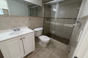 10231 Fontainebleau Blvd, Miami, FL 33172 - Photo 11