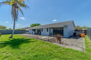 20013 NW 62nd Pl, Hialeah, FL 33015 - Photo 21