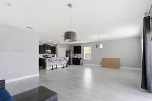 8649 Cobblestone Dr, Fort Pierce, FL 34945 - Photo 9