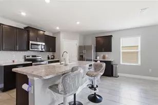 8649 Cobblestone Dr, Fort Pierce, FL 34945 - Photo 5