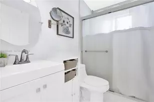 3210 SW 24th Ter, Miami, FL 33145 - Photo 13