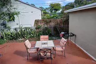 510 NW 47th St, Miami, FL 33127 - Photo 27