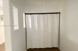 8132 Harding Ave, Miami Beach, FL 33141 - Photo 13