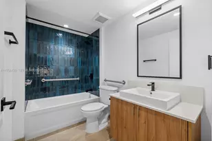 650 SW 1st St, Miami, FL 33130 - Photo 9