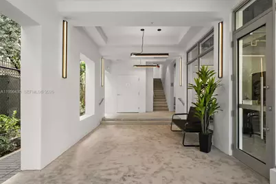 650 SW 1st St #101, Miami, FL 33130 - Photo 13