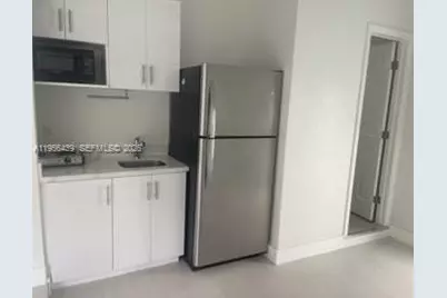 12715 NW 7th St, Miami, FL 33182 - Photo 17