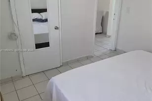 664 W 29th St, Hialeah, FL 33012 - Photo 7