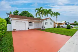 15322 SW 177th Terrace, Miami, FL 33187 - Photo 3