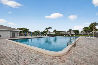 10431 NW 3rd St, Pembroke Pines, FL 33026 - Photo 31