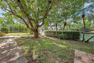 405 Bontona Ave, Fort Lauderdale, FL 33301 - Photo 43