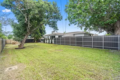 6791 SW 10th Ct, Pembroke Pines, FL 33023 - Photo 27