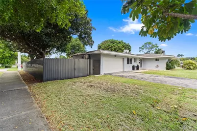 6791 SW 10th Ct, Pembroke Pines, FL 33023 - Photo 29