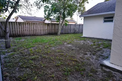 7105 SW 3rd Ct, North Lauderdale, FL 33068 - Photo 29