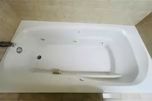 1980 S Ocean Dr, Hallandale Beach, FL 33009 - Photo 57