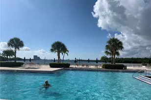 300 Bayview Dr, Sunny Isles Beach, FL 33160 - Photo 7