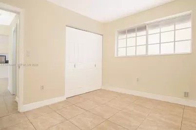 1201 NW 78th Ave, Pembroke Pines, FL 33024 - Photo 29