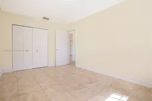 1201 NW 78th Ave, Pembroke Pines, FL 33024 - Photo 27