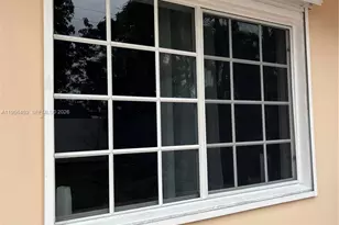 1201 NW 78th Ave, Pembroke Pines, FL 33024 - Photo 19