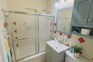 3310 NW 19th Terrace, Miami, FL 33125 - Photo 17