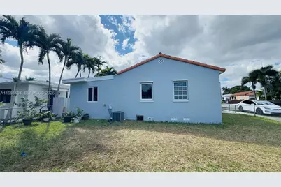 3310 NW 19th Ter, Miami, FL 33125 - Photo 9