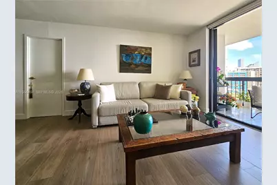 2333 Brickell Ave #1507, Miami, FL 33129 - Photo 11