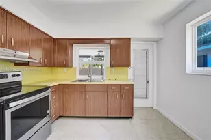 3816 W Park Rd, Hollywood, FL 33021 - Photo 17