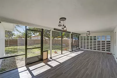 3816 W Park Rd, Hollywood, FL 33021 - Photo 37