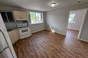 229 NW 10th Ave, Miami, FL 33128 - Photo 9